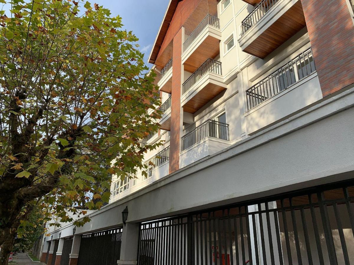 Flat Novo, Aconchegante E No Coracao Do Capivari / Internet + Aquecedores Campos do Jordão Exteriör bild